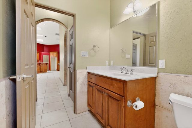 1881 17th Avenue SE, Rio Rancho, NM 87124