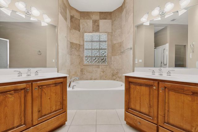 1881 17th Avenue SE, Rio Rancho, NM 87124