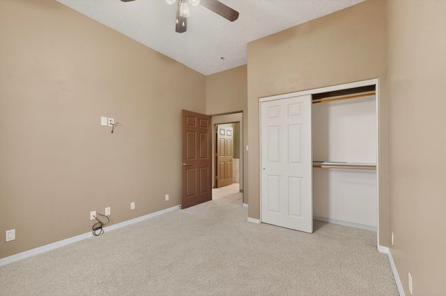 1881 17th Avenue SE, Rio Rancho, NM 87124