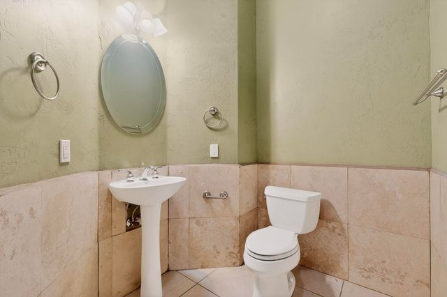 1881 17th Avenue SE, Rio Rancho, NM 87124