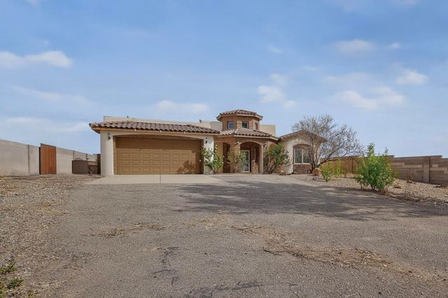 1881 17th Avenue SE, Rio Rancho, NM 87124