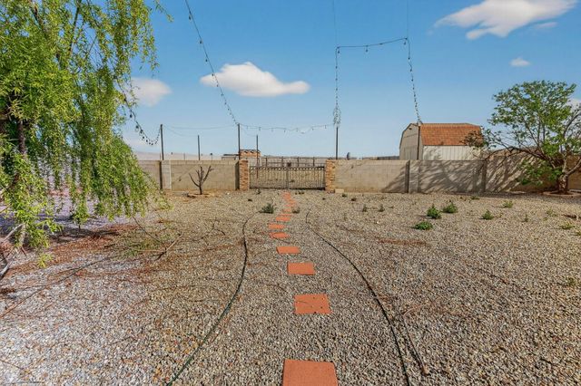 1881 17th Avenue SE, Rio Rancho, NM 87124