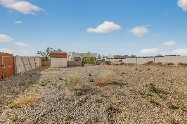 1881 17th Avenue SE, Rio Rancho, NM 87124