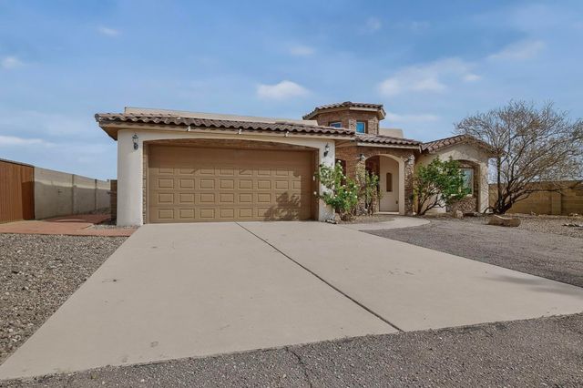 1881 17th Avenue SE, Rio Rancho, NM 87124