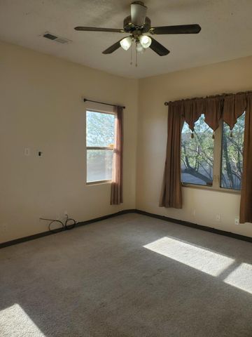 1881 17th Avenue SE, Rio Rancho, NM 87124