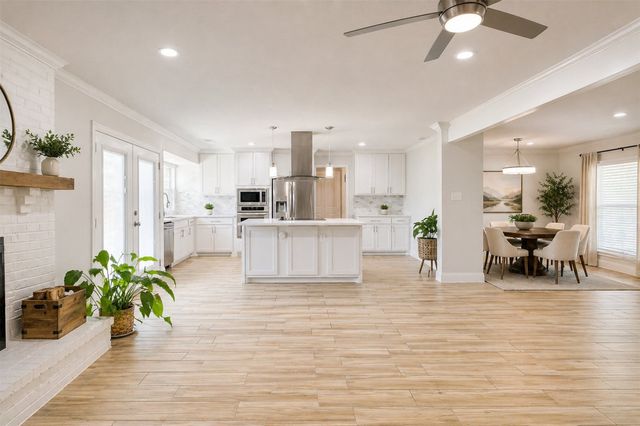 13147 Rosser Road, Farmers Branch, TX 75244