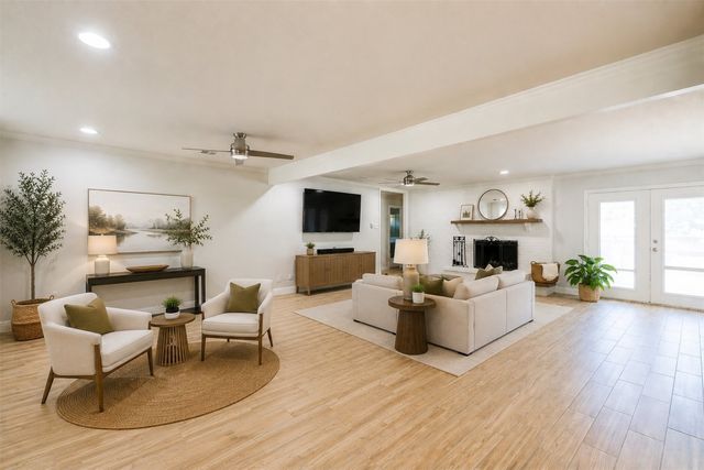 13147 Rosser Road, Farmers Branch, TX 75244