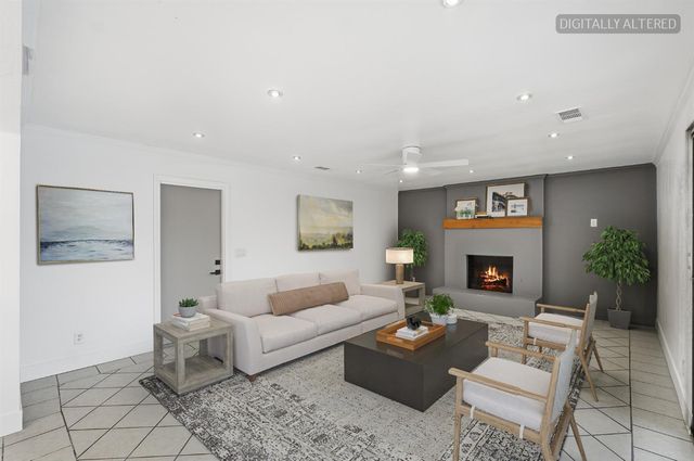 2377 Tammy Lane, Selma, CA 93662