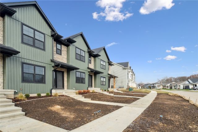 4709 Preston Lane, Iowa City, IA 52246