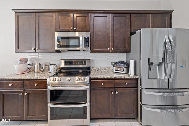 4112 Mcgrath Way, Raleigh, NC 27616