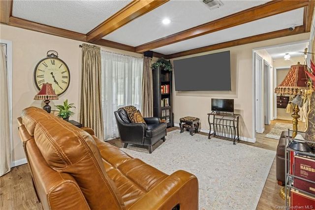 284 W Park Manor Drive, Lake Charles, LA 70611