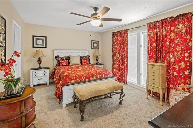 284 W Park Manor Drive, Lake Charles, LA 70611