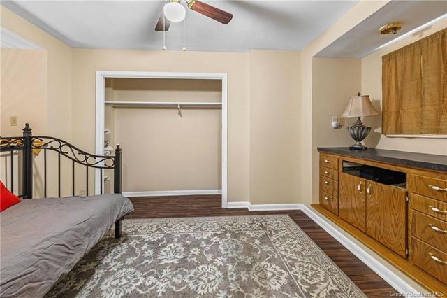 284 W Park Manor Drive, Lake Charles, LA 70611