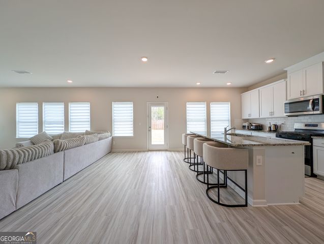 3774 Commodore Court, Buford, GA 30519