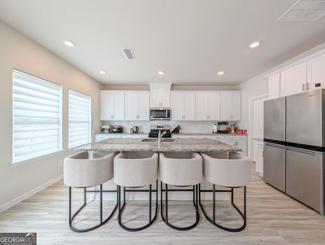 3774 Commodore Court, Buford, GA 30519