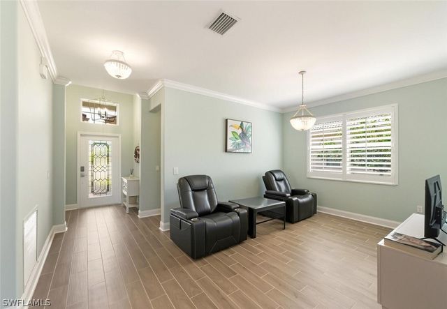 8047 Princeton DR, Naples, FL 34104