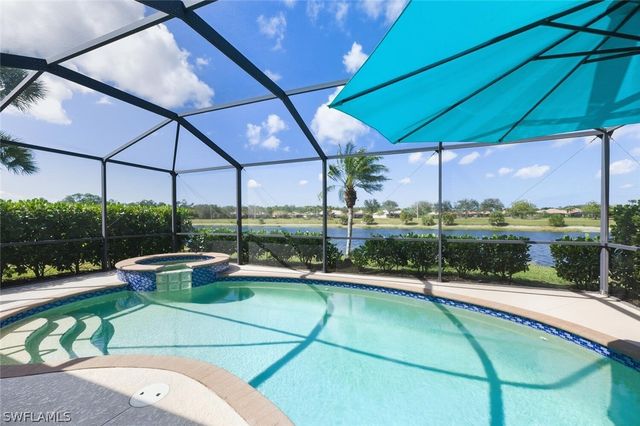 8047 Princeton DR, Naples, FL 34104