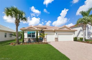 8047 Princeton DR, Naples, FL 34104