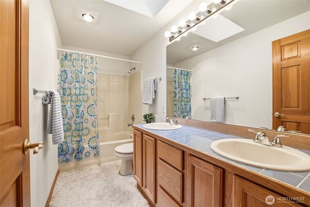 32413 7th Avenue SW, Federal Way, WA 98023