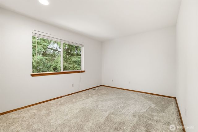 32413 7th Avenue SW, Federal Way, WA 98023