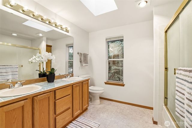 32413 7th Avenue SW, Federal Way, WA 98023