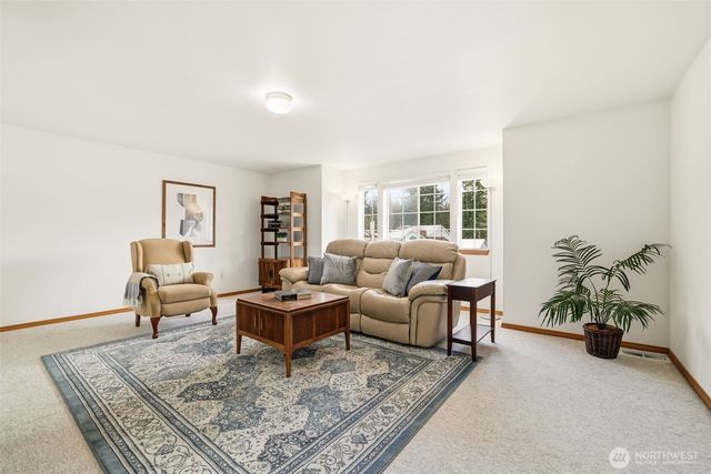 32413 7th Avenue SW, Federal Way, WA 98023