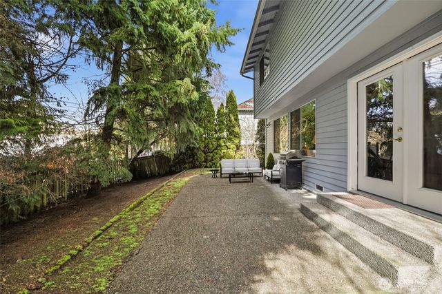 32413 7th Avenue SW, Federal Way, WA 98023