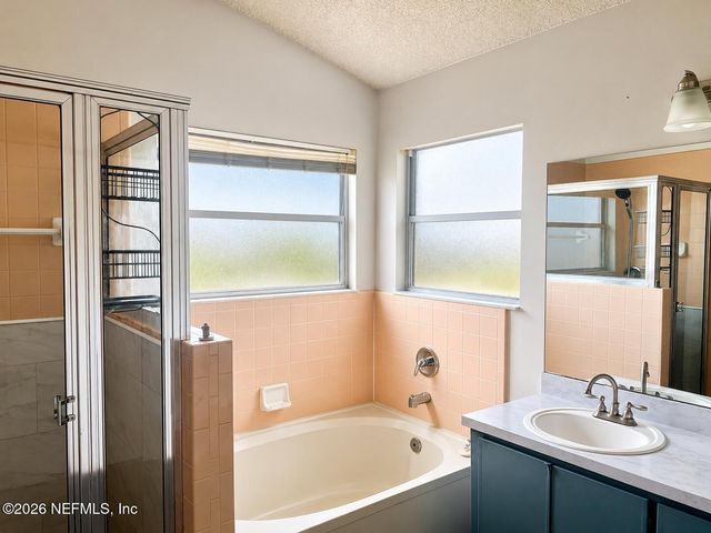 11714 HARTS Road, Jacksonville, FL 32218
