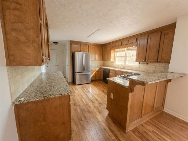 4200 Weston Drive, Lilburn, GA 30047