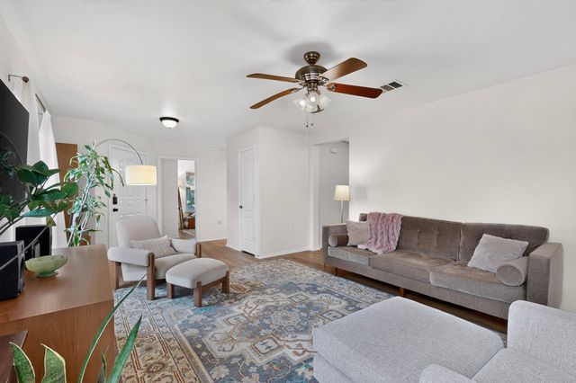 4701 Cypress BND, Austin, TX 78744