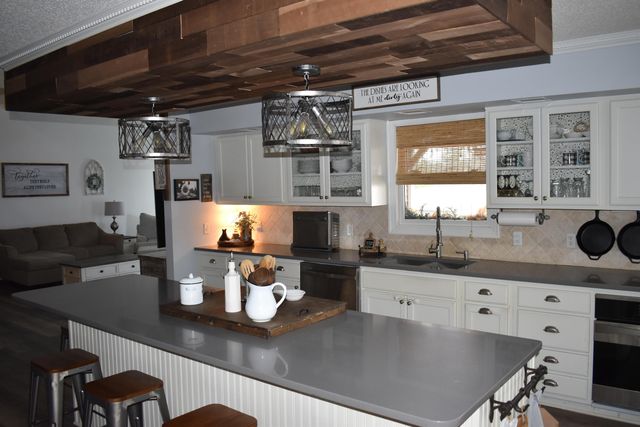 8255 Old Lovelaceville Road, Paducah, KY 42001