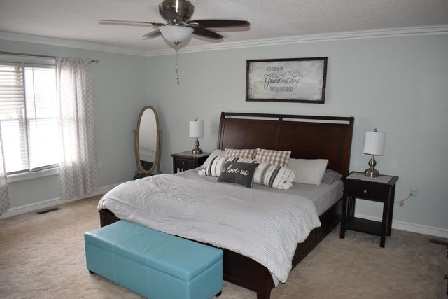 8255 Old Lovelaceville Road, Paducah, KY 42001