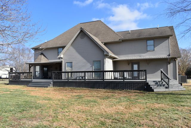 8255 Old Lovelaceville Road, Paducah, KY 42001