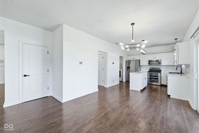 9704 Gull Lake Drive, Indianapolis, IN 46239