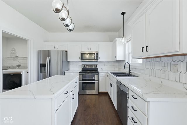9704 Gull Lake Drive, Indianapolis, IN 46239