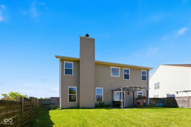 9704 Gull Lake Drive, Indianapolis, IN 46239