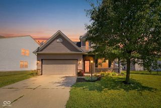 9704 Gull Lake Drive, Indianapolis, IN 46239