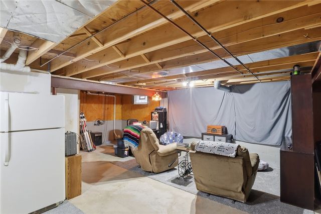 10 Brimley Manor, Greece, NY 14612