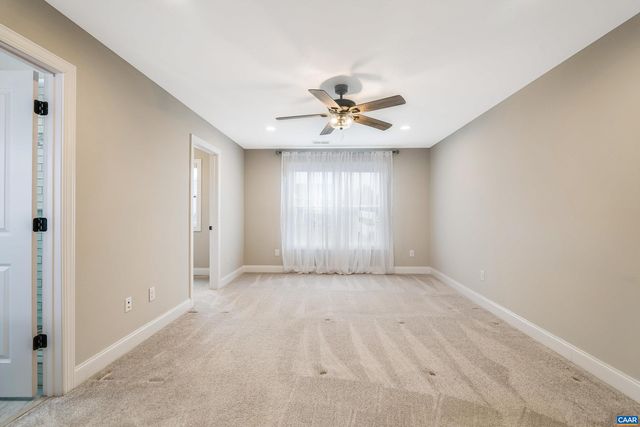 114 CHAMBERLAIN DR, Staunton, VA 24401