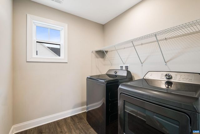 114 CHAMBERLAIN DR, Staunton, VA 24401