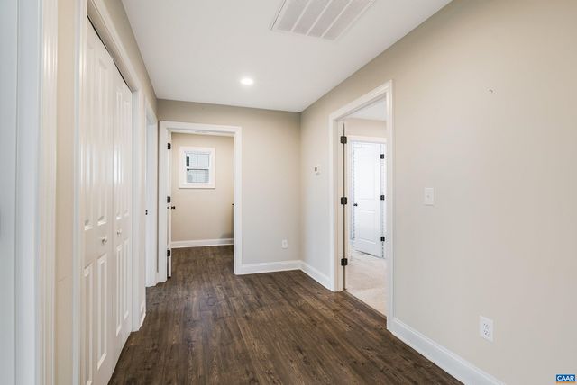 114 CHAMBERLAIN DR, Staunton, VA 24401