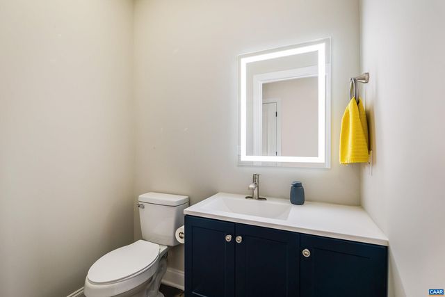 114 CHAMBERLAIN DR, Staunton, VA 24401