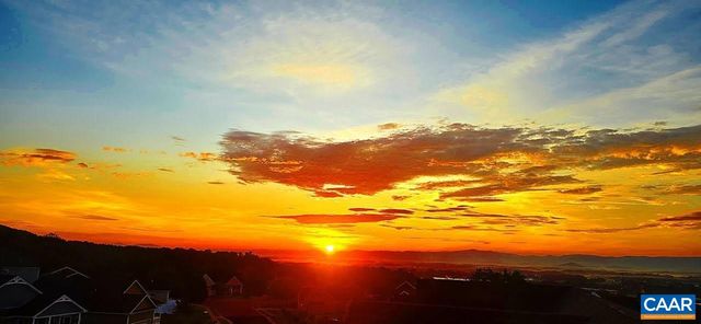 114 CHAMBERLAIN DR, Staunton, VA 24401