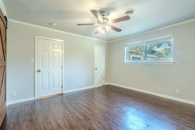 6025 Wester Avenue, Fort Worth, TX 76133