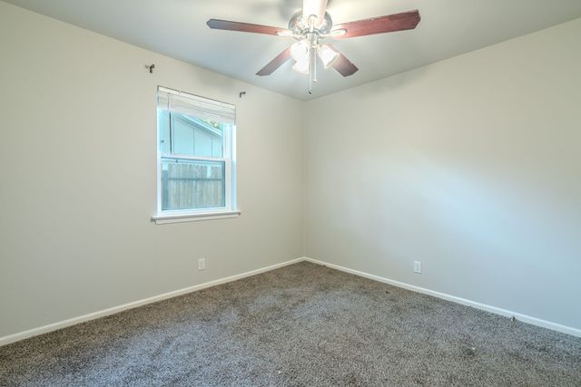 6025 Wester Avenue, Fort Worth, TX 76133