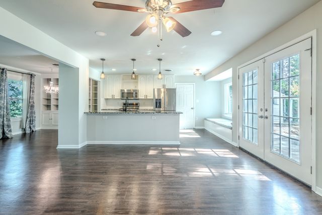 6025 Wester Avenue, Fort Worth, TX 76133