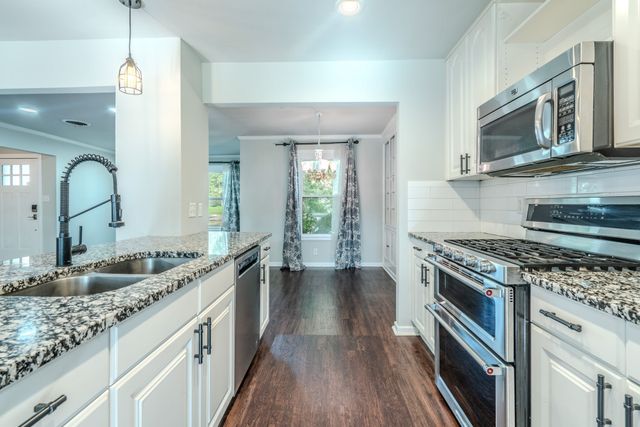 6025 Wester Avenue, Fort Worth, TX 76133