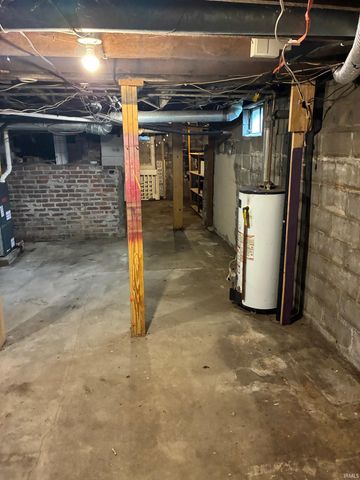 120 E Swartzel Avenue, Vincennes, IN 47591