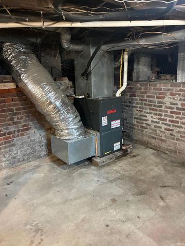 120 E Swartzel Avenue, Vincennes, IN 47591