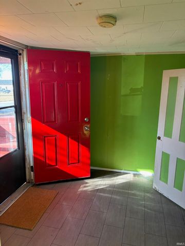 120 E Swartzel Avenue, Vincennes, IN 47591